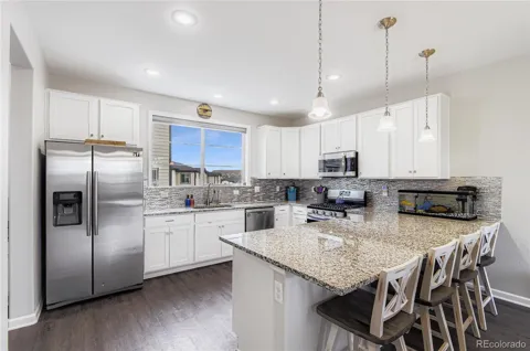 1610 Castle Creek Circle