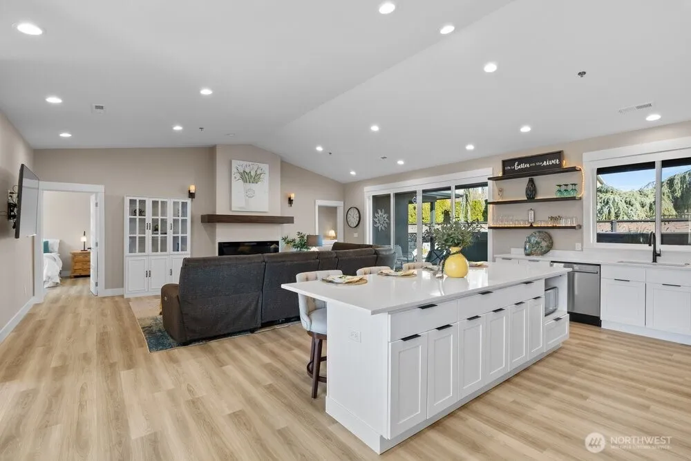 419 Edgewater Way SW Mattawa, WA 99349