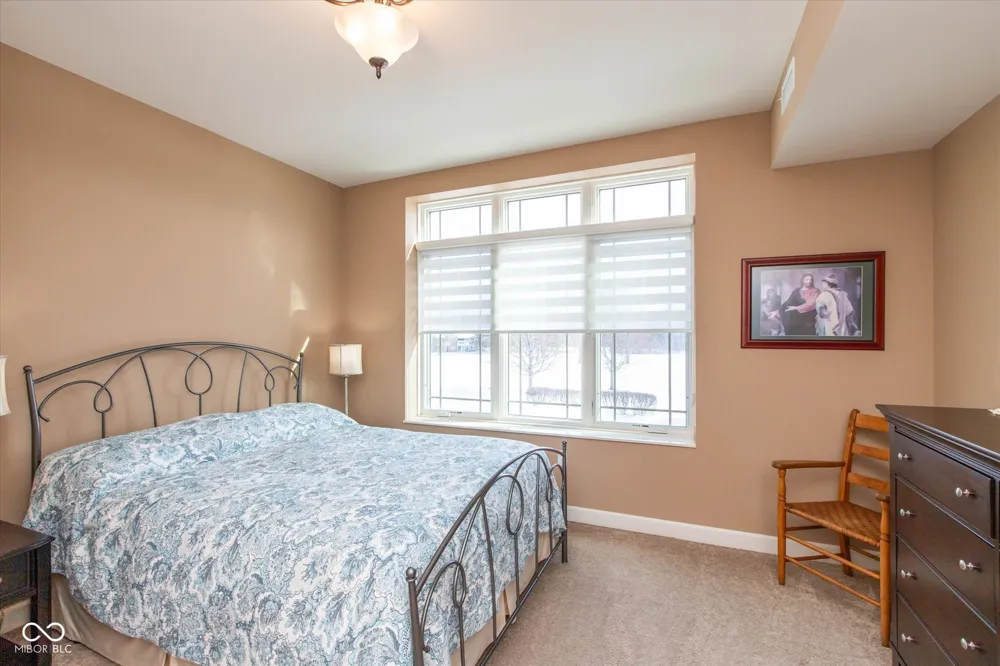 20971 Shoreline Court #214 Noblesville, IN 46062