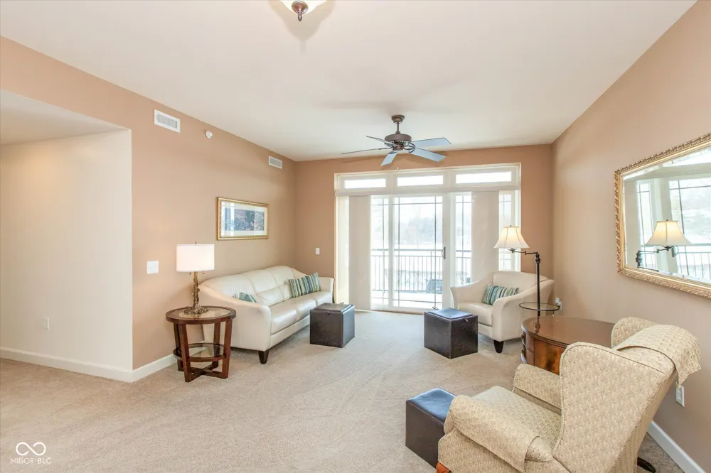 20971 Shoreline Court #214 Noblesville, IN 46062