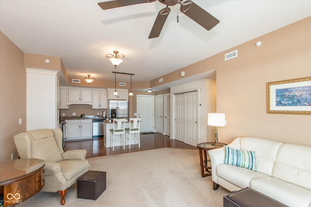 20971 Shoreline Court #214 Noblesville, IN 46062