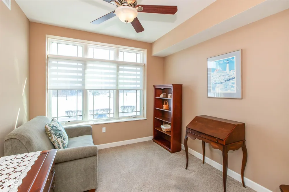 20971 Shoreline Court #214 Noblesville, IN 46062