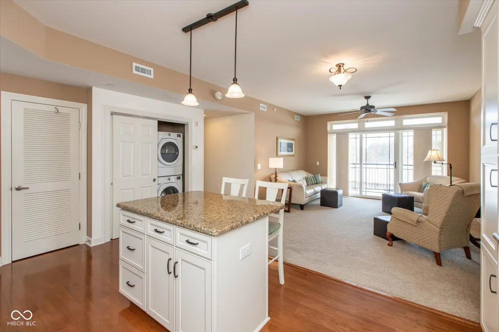 20971 Shoreline Court #214 Noblesville, IN 46062