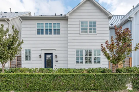 2414 Hollister Road