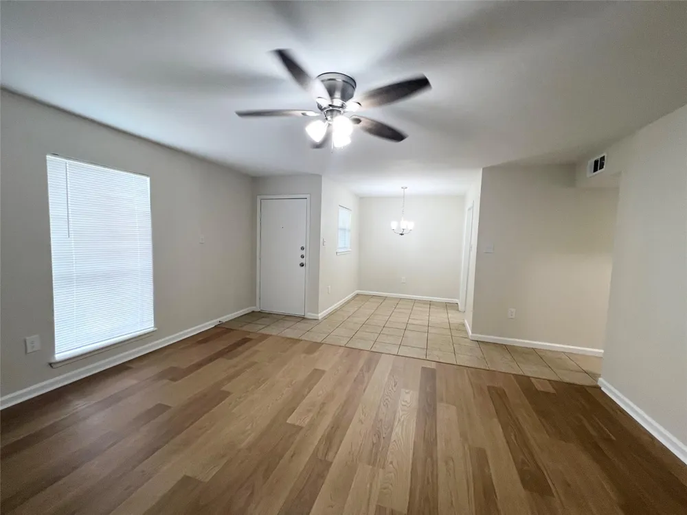 130 Oyster Creek Drive #21 Lake Jackson, TX 77566