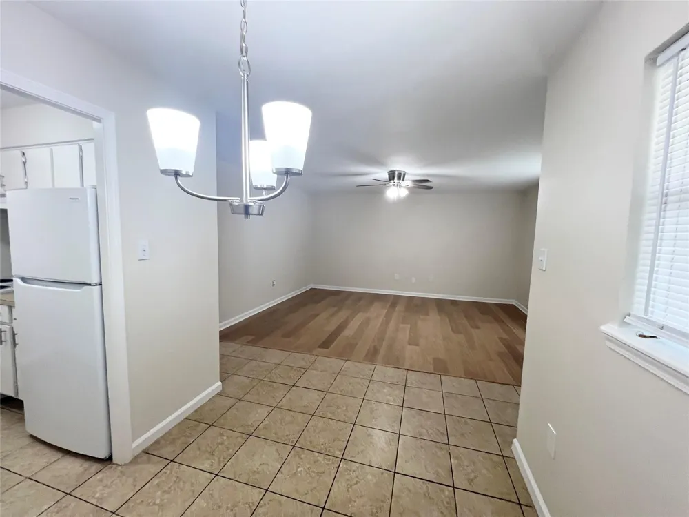 130 Oyster Creek Drive #21 Lake Jackson, TX 77566