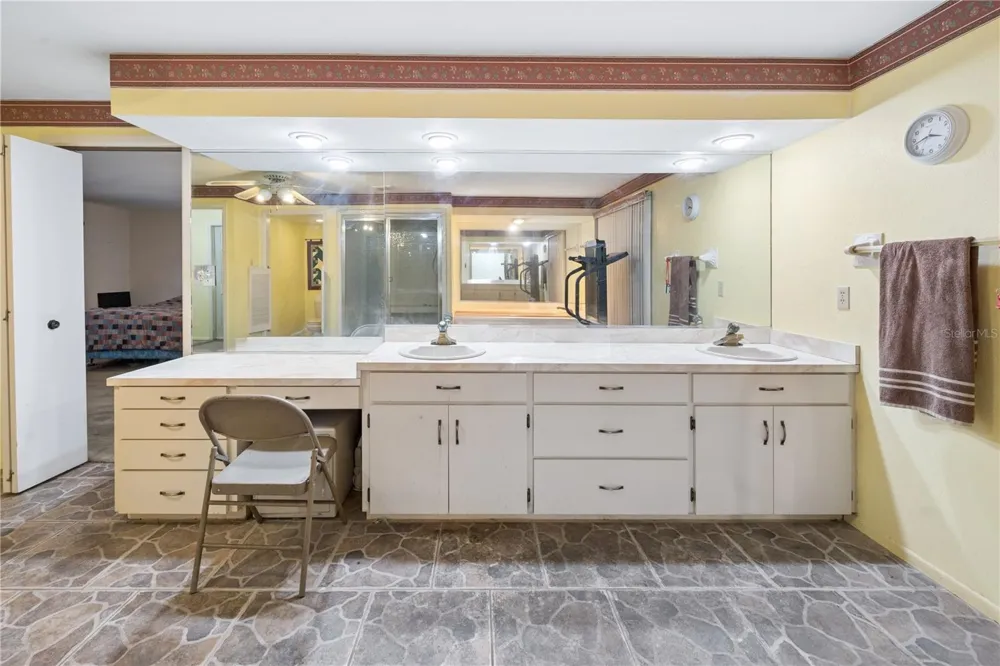 15851 NE 15TH STREET Williston, FL 32696