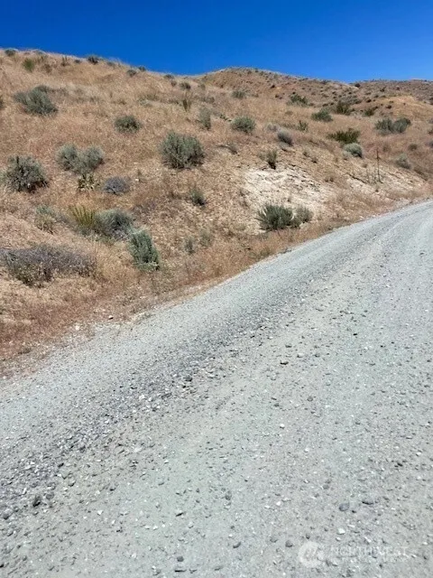 31 Osprey Nest Road Pateros, WA 98846