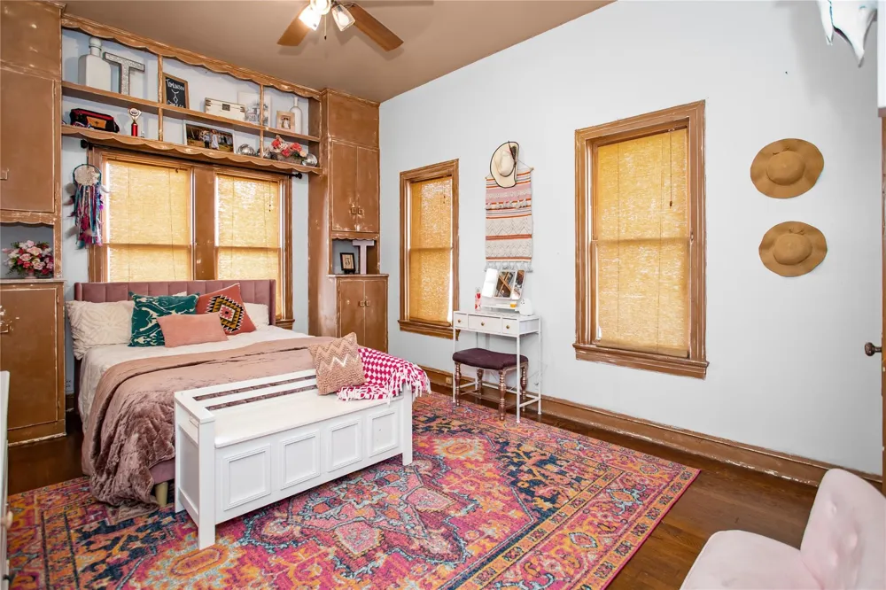 706 E Main Street Madisonville, TX 77864