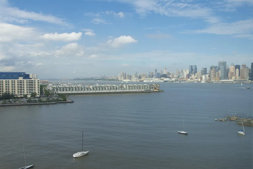 1500 WASHINGTON ST #8f