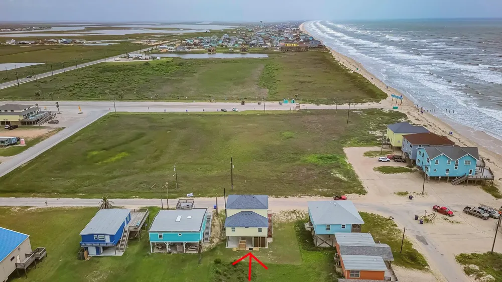104 Beach Drive Surfside Beach, TX 77541