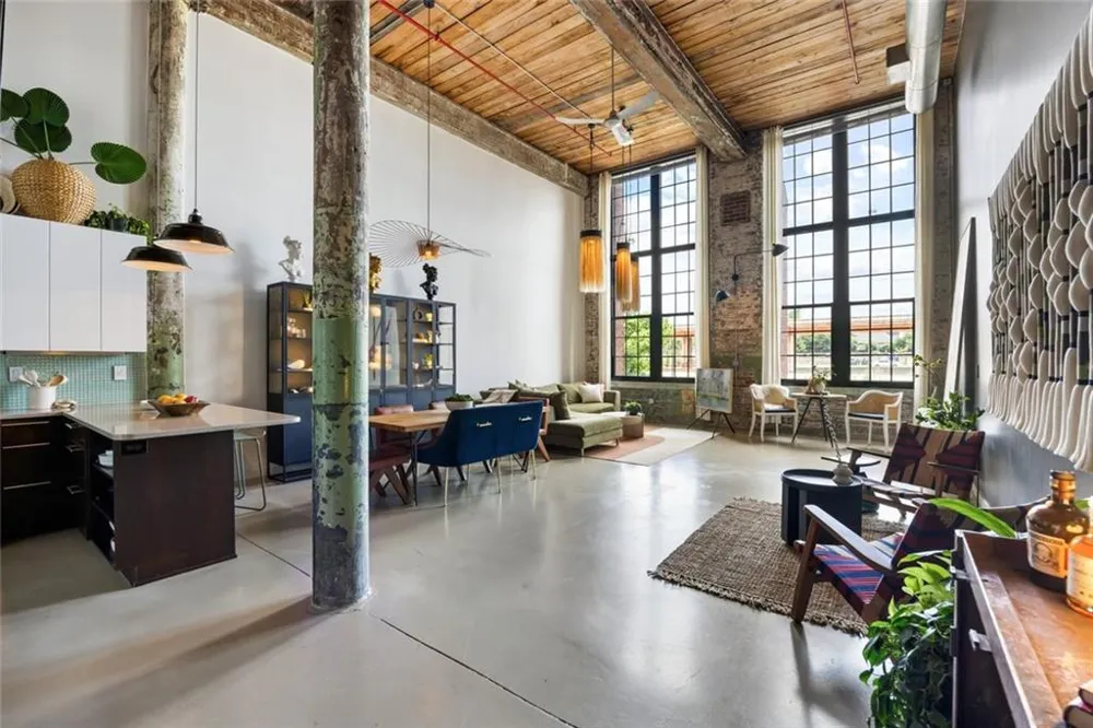 170 Boulevard SE #E221