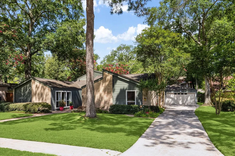 12534 Ravensway Drive