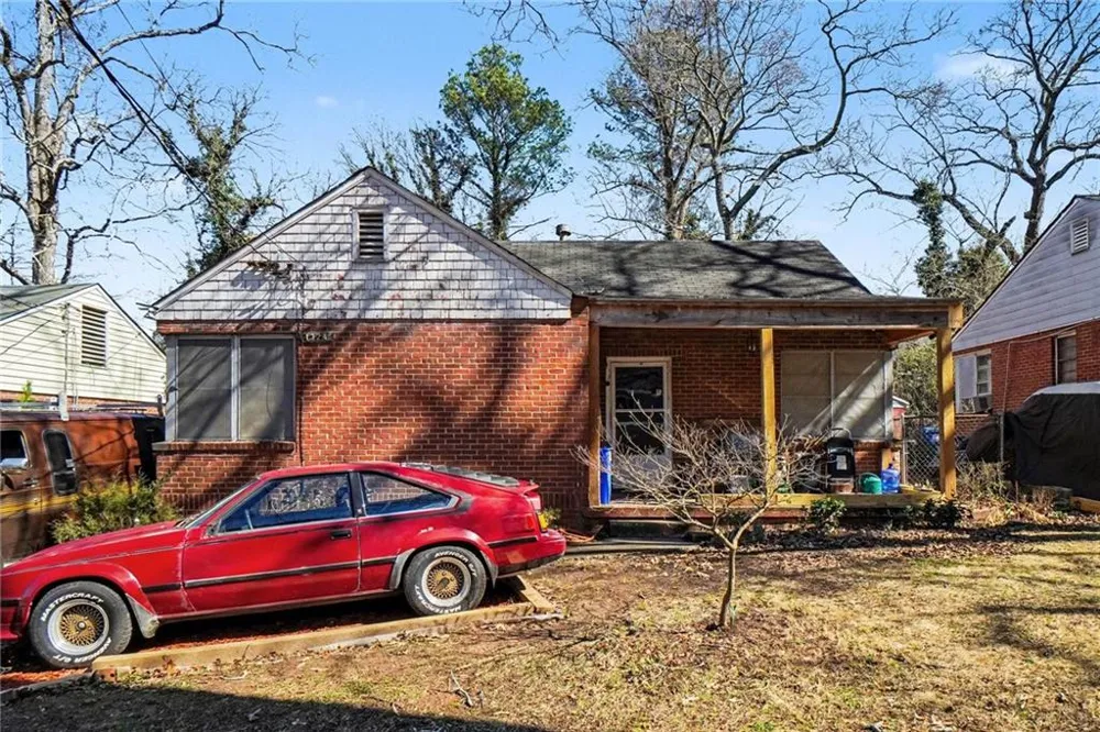 1324 Westmont Road SW