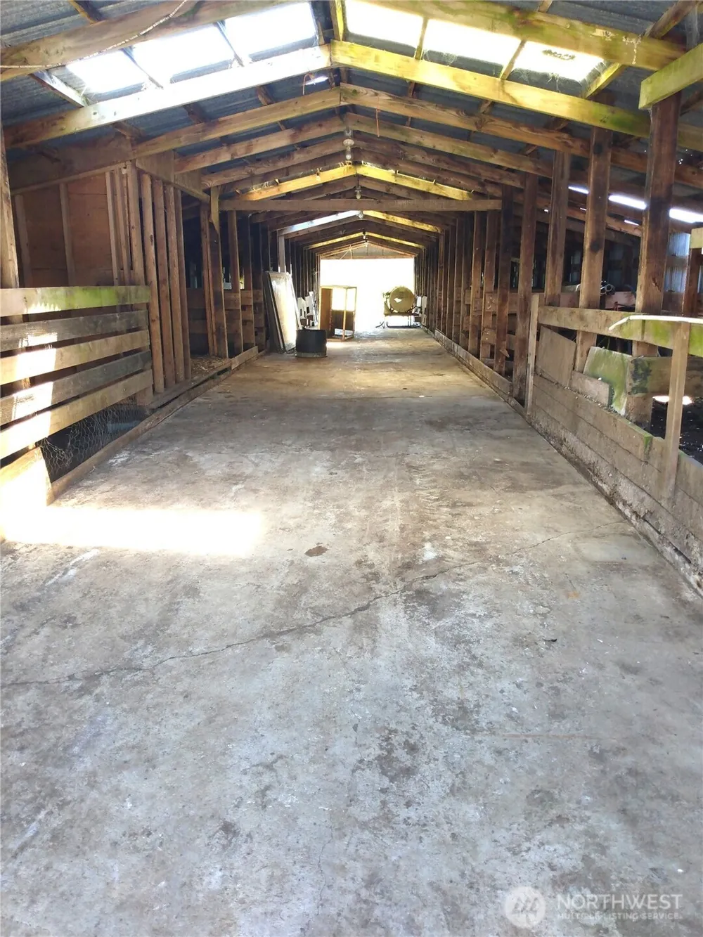 957 W State Route 4 Cathlamet, WA 98612