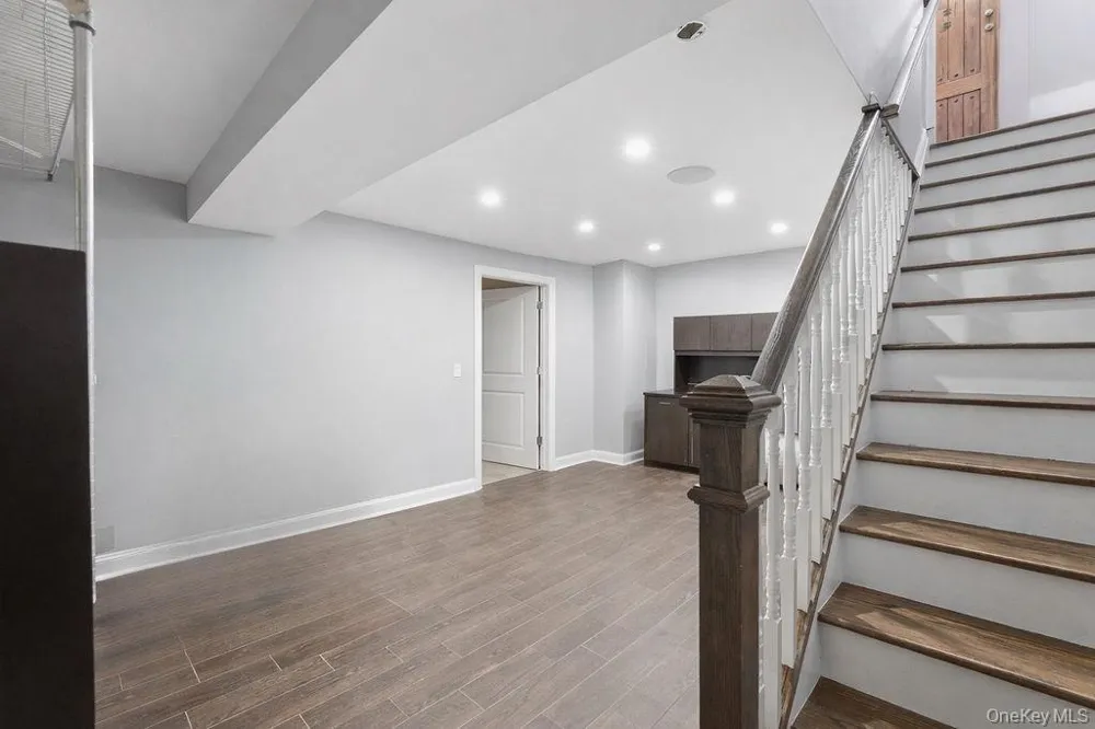 164-14 85th Street Howard Beach, NY 11414