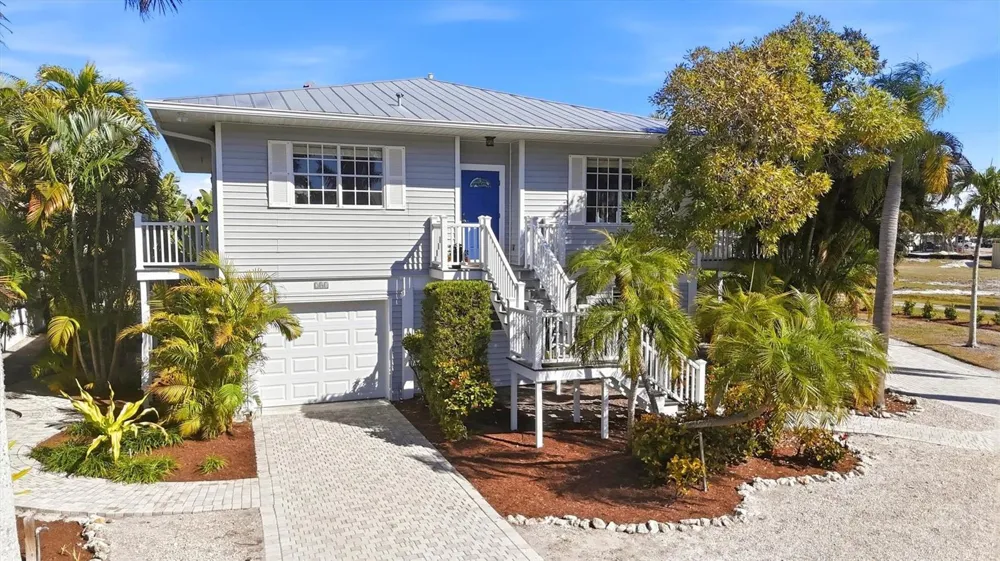 281 SEABREEZE COURT Boca Grande, FL 33921
