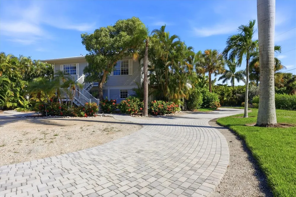 281 SEABREEZE COURT Boca Grande, FL 33921