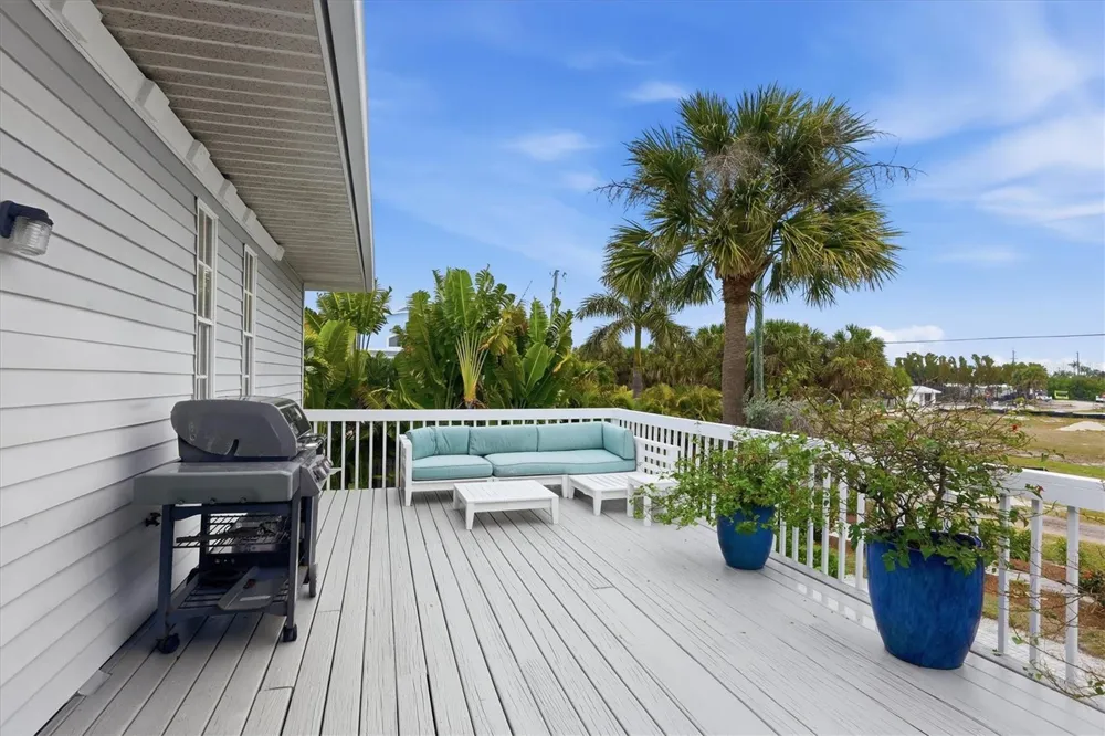 281 SEABREEZE COURT Boca Grande, FL 33921