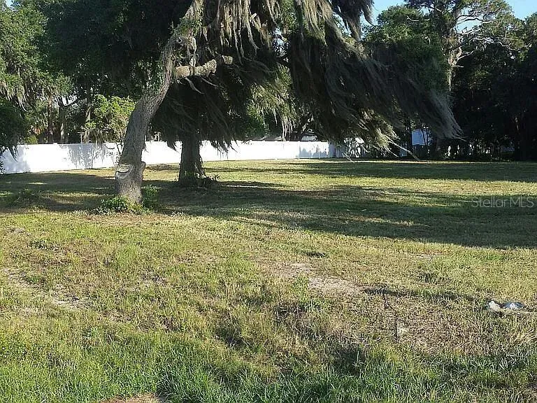 6981 E STATE ROAD 44 Wildwood, FL 34785
