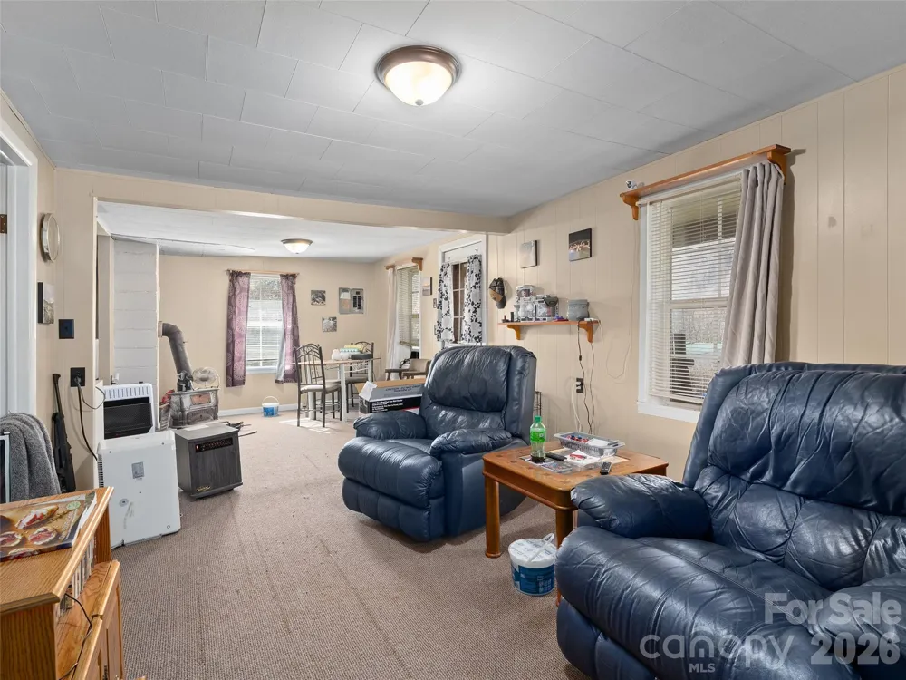 186 Creekmont Drive Clyde, NC 28721