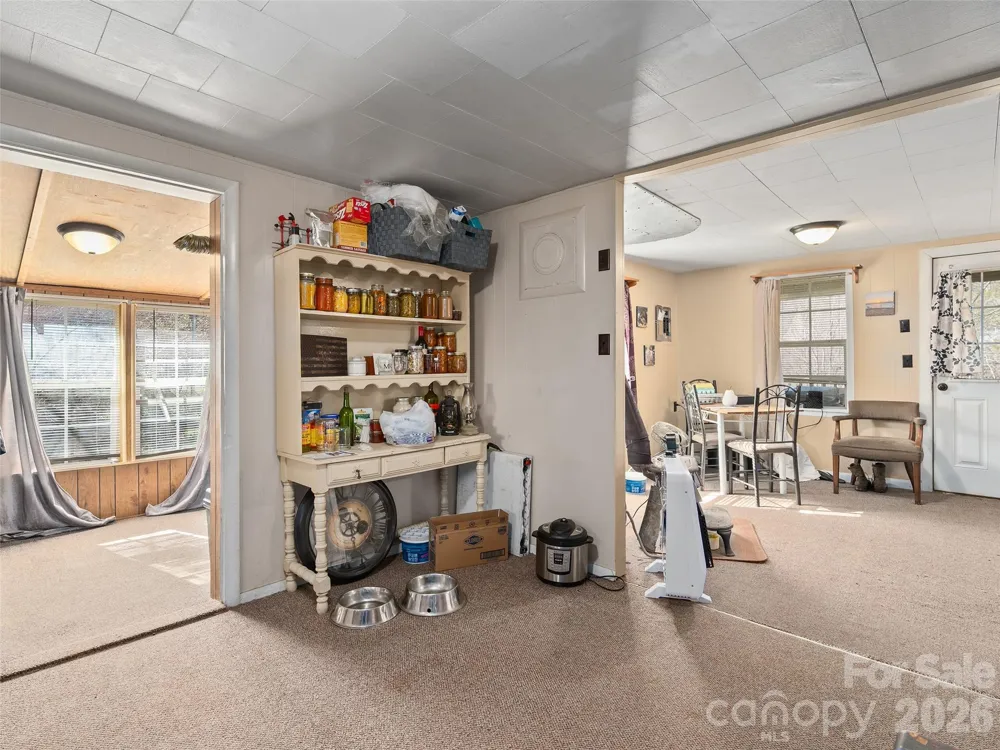 186 Creekmont Drive Clyde, NC 28721