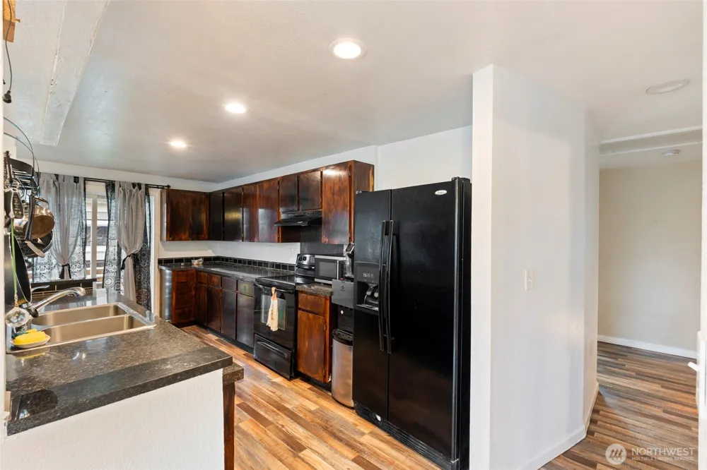 1025 E St Centralia, WA 98531