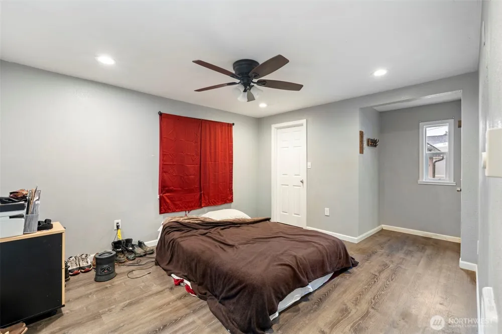 1025 E St Centralia, WA 98531