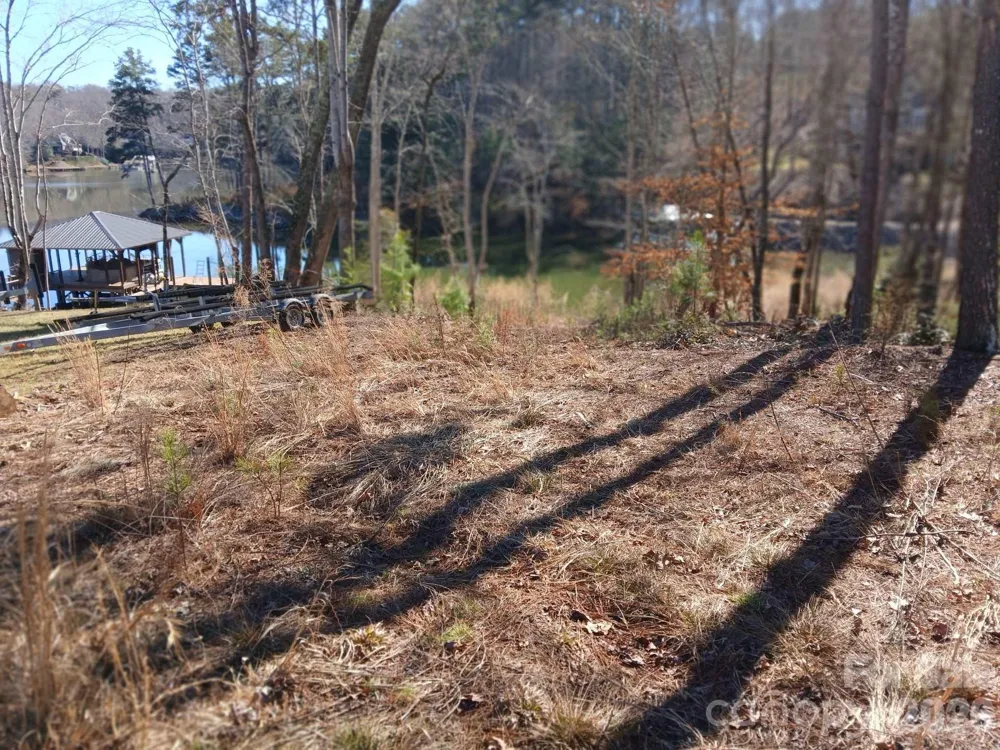 5747 Lake Pointe Drive Granite Falls, NC 28630