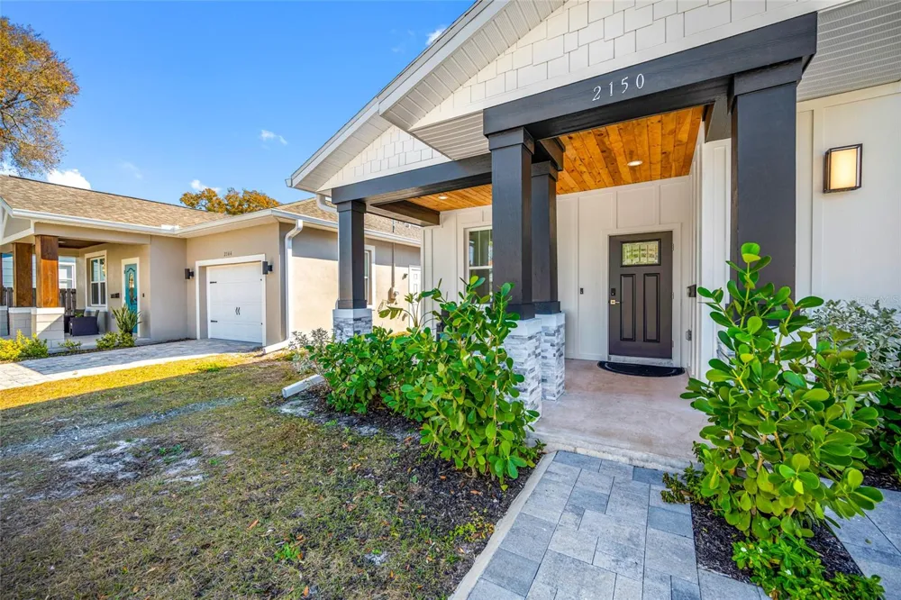 2150 43RD TERRACE St Petersburg, FL 33714