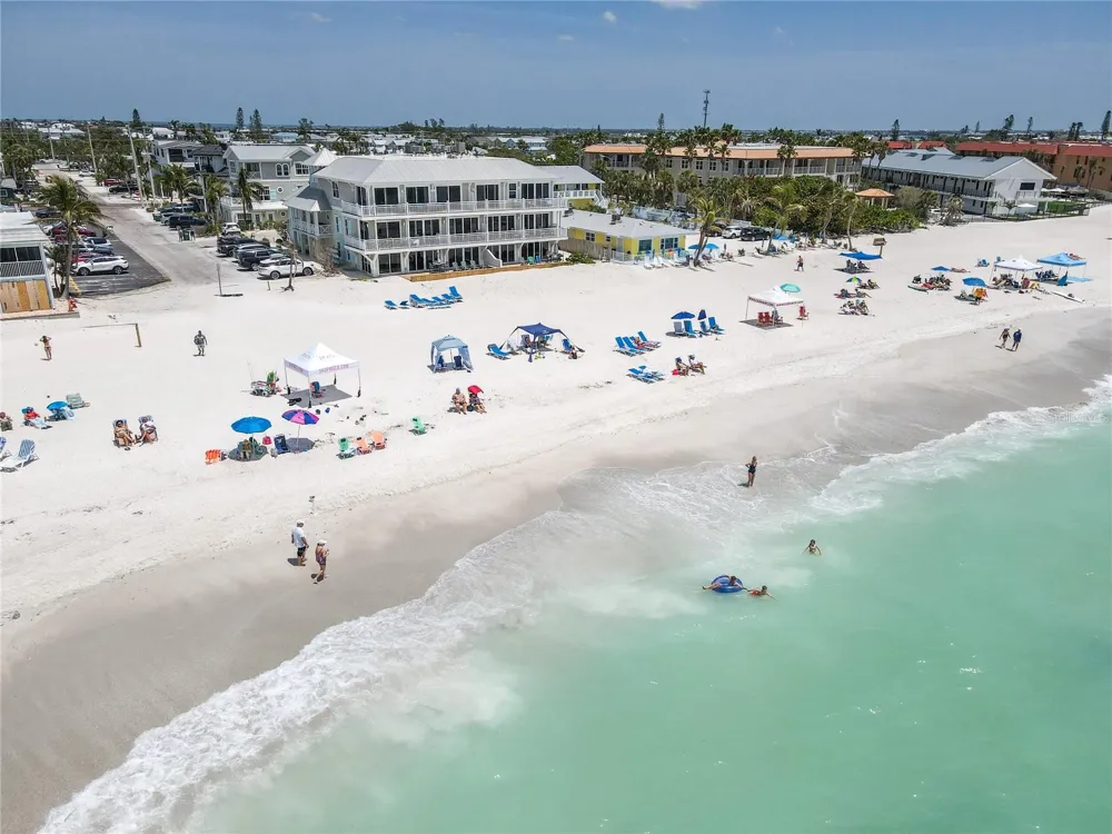 101 66TH STREET #6 Holmes Beach, FL 34217