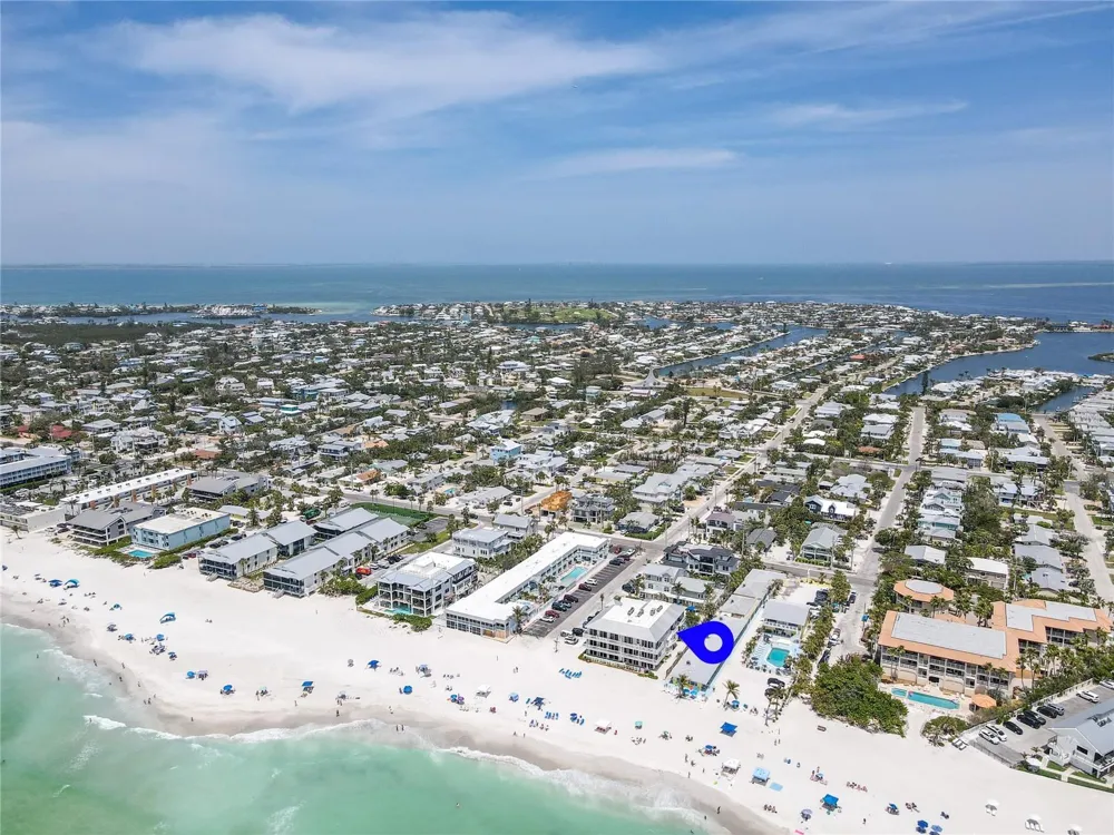 101 66TH STREET #6 Holmes Beach, FL 34217