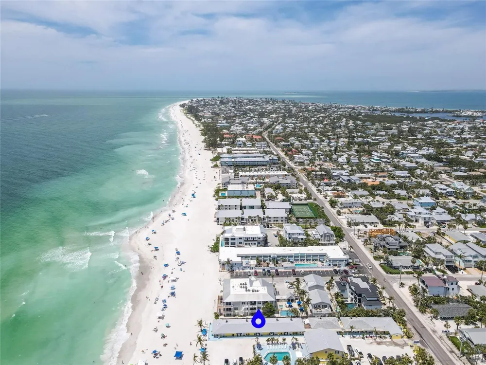 101 66TH STREET #6 Holmes Beach, FL 34217