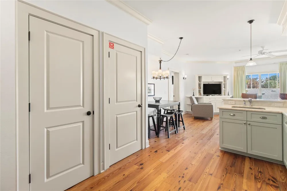 101 66TH STREET #6 Holmes Beach, FL 34217