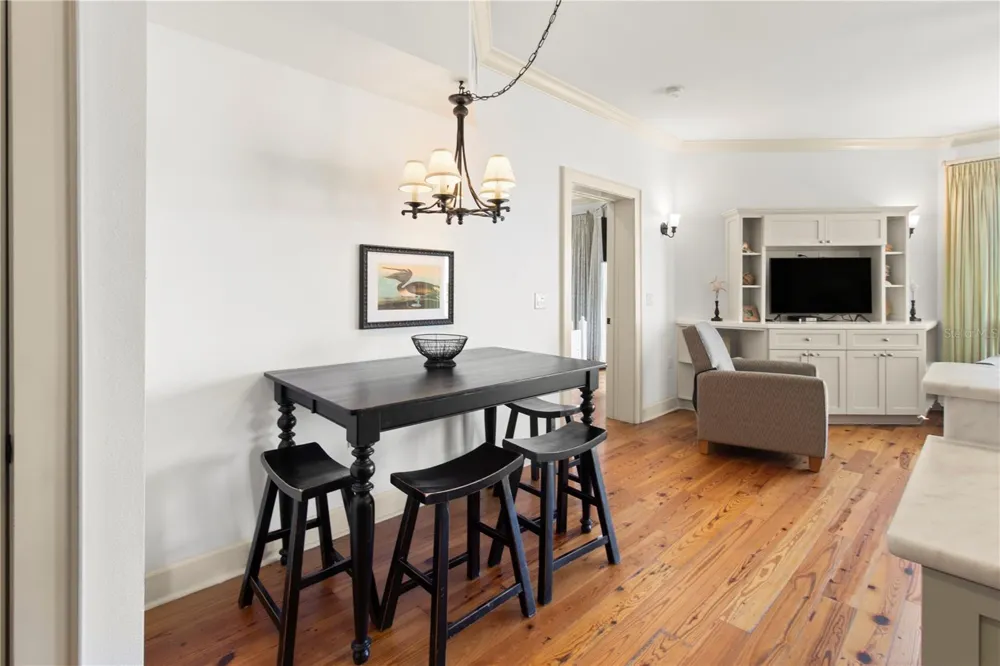 101 66TH STREET #6 Holmes Beach, FL 34217