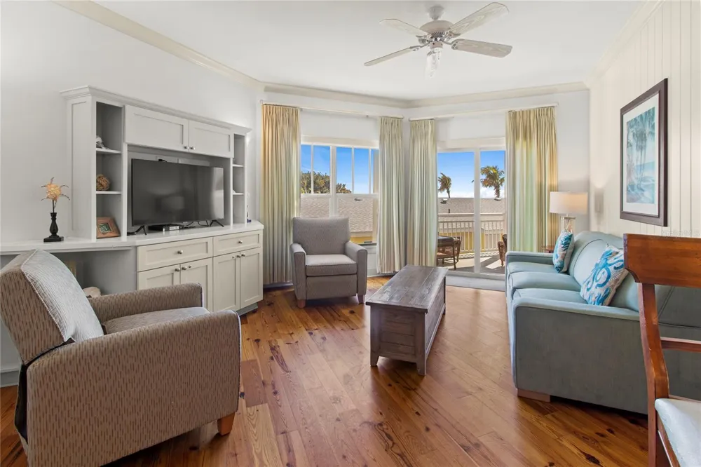 101 66TH STREET #6 Holmes Beach, FL 34217