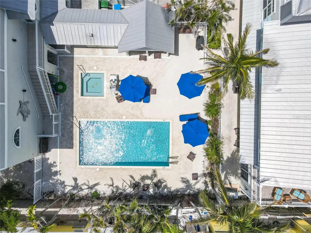 101 66TH STREET #6 Holmes Beach, FL 34217