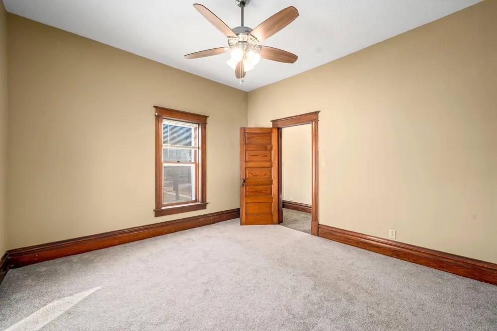 201 E Adams Avenue Luverne, MN 56156