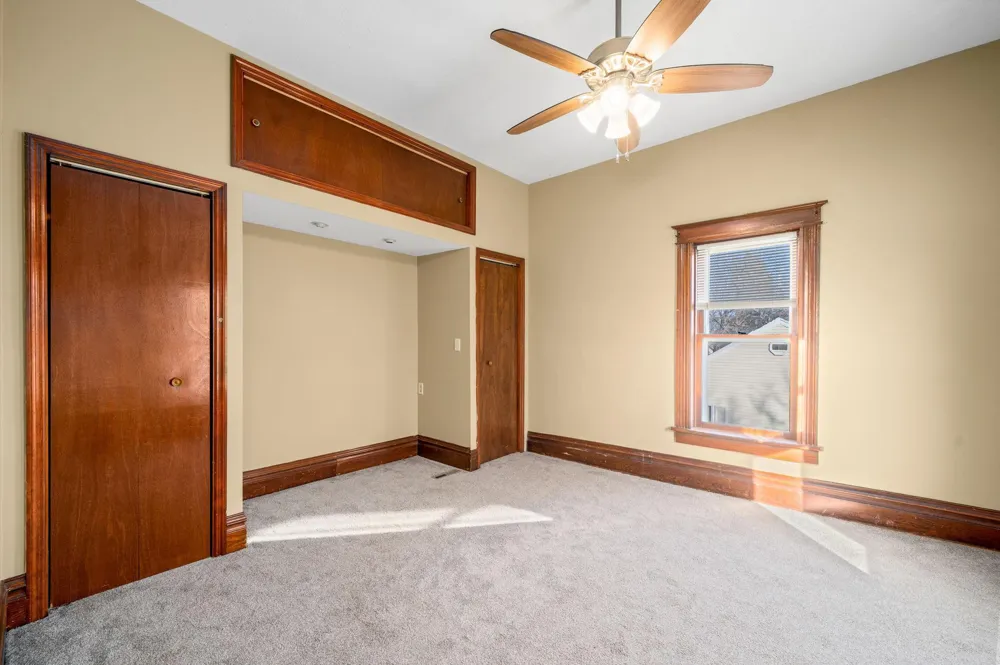 201 E Adams Avenue Luverne, MN 56156