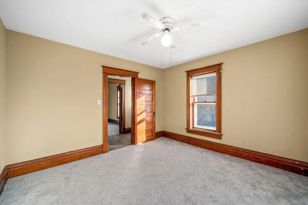 201 E Adams Avenue Luverne, MN 56156
