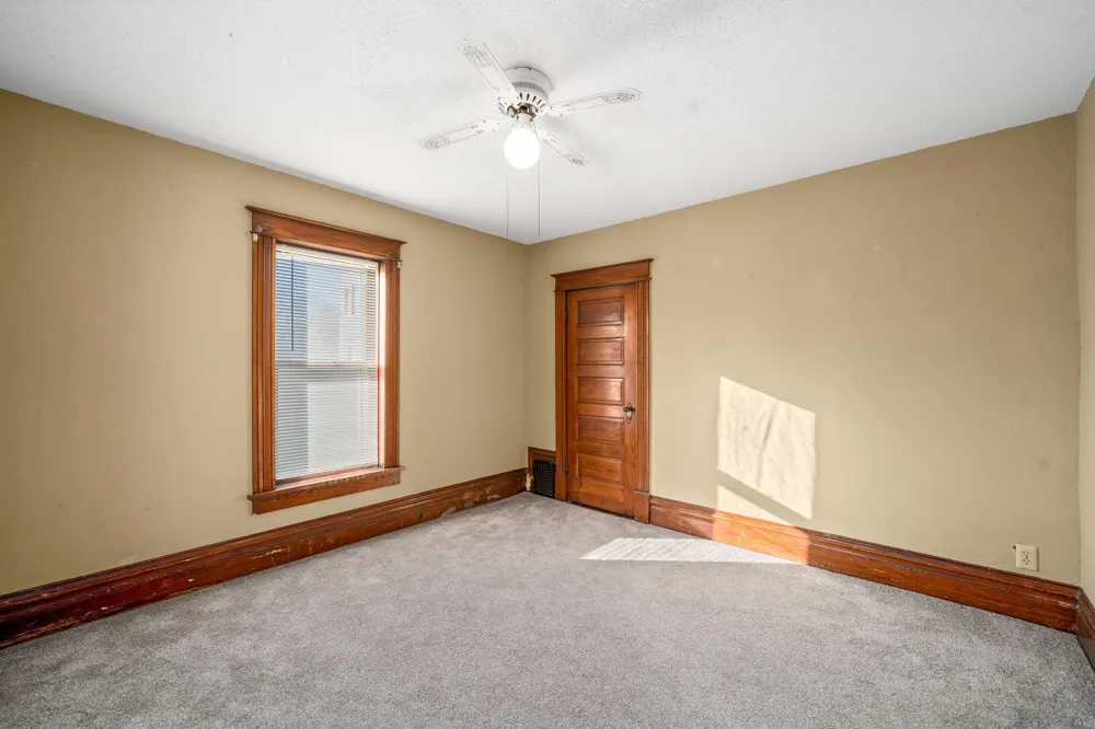 201 E Adams Avenue Luverne, MN 56156