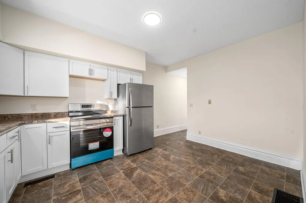 201 E Adams Avenue Luverne, MN 56156
