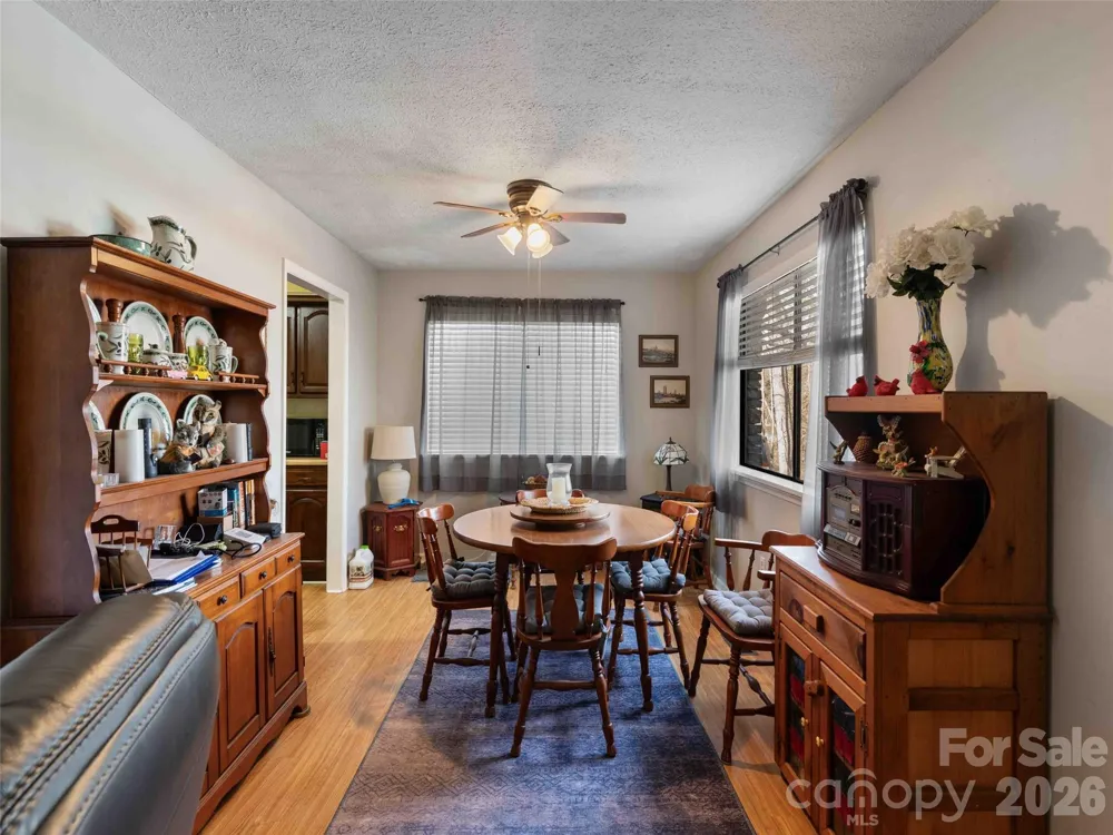 193 Freedom Road Hendersonville, NC 28792