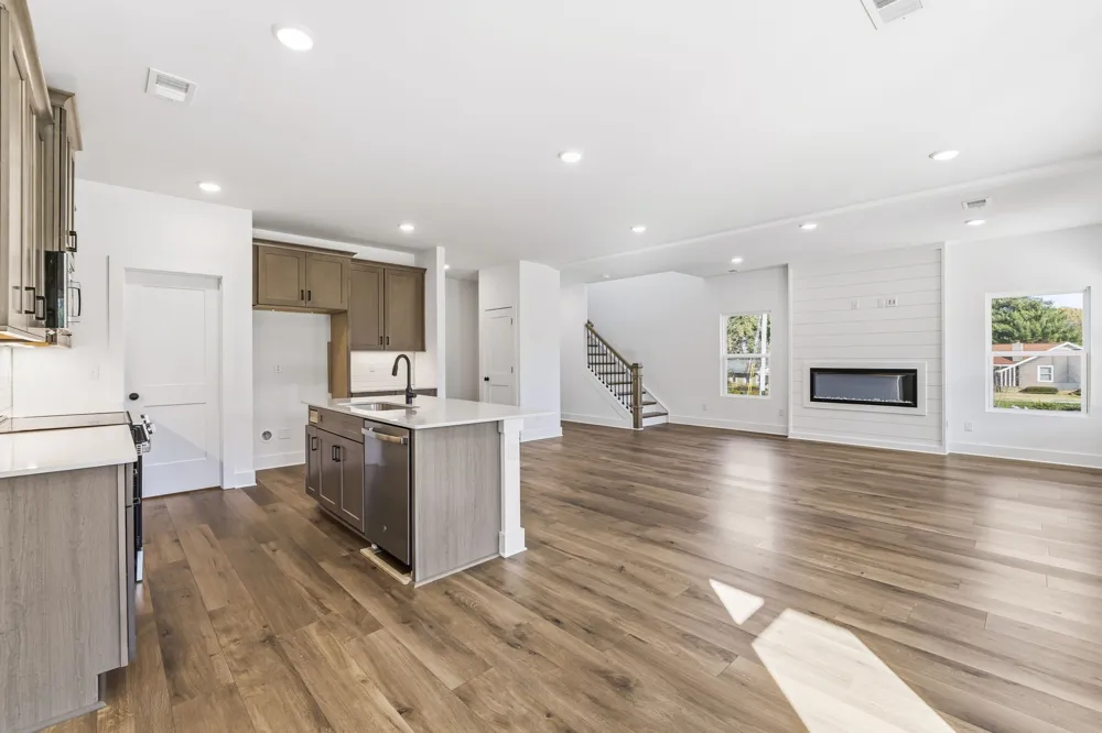 914 Watercourse Court