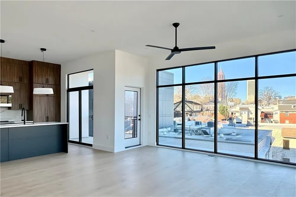 567 Ponce De Leon Avenue #501