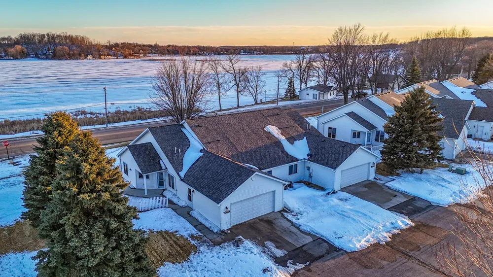 1960 Long Bridge Road Detroit Lakes, MN 56501