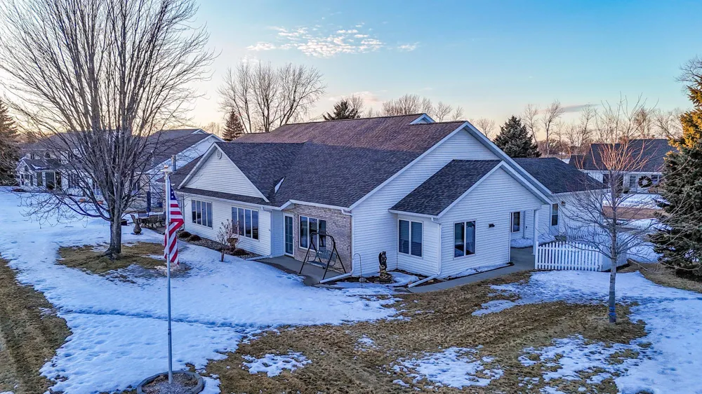 1960 Long Bridge Road Detroit Lakes, MN 56501