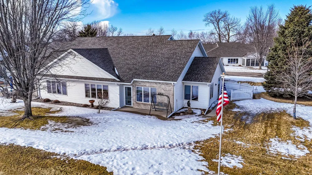 1960 Long Bridge Road Detroit Lakes, MN 56501