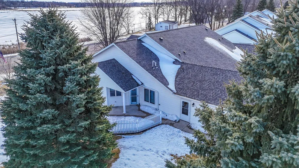 1960 Long Bridge Road Detroit Lakes, MN 56501