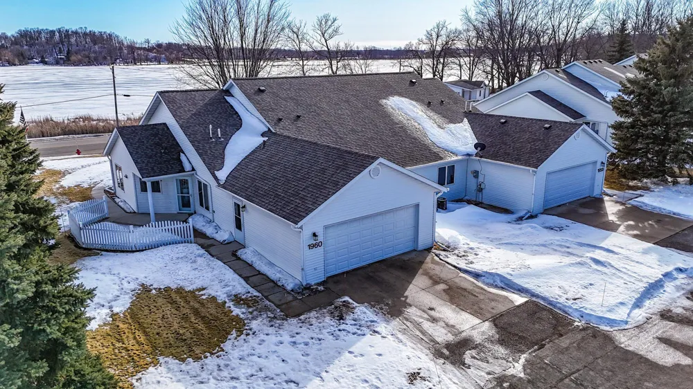 1960 Long Bridge Road Detroit Lakes, MN 56501